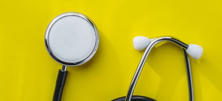 大阪で始める歯科矯正美しい笑顔と健康を手に入れる秘訣